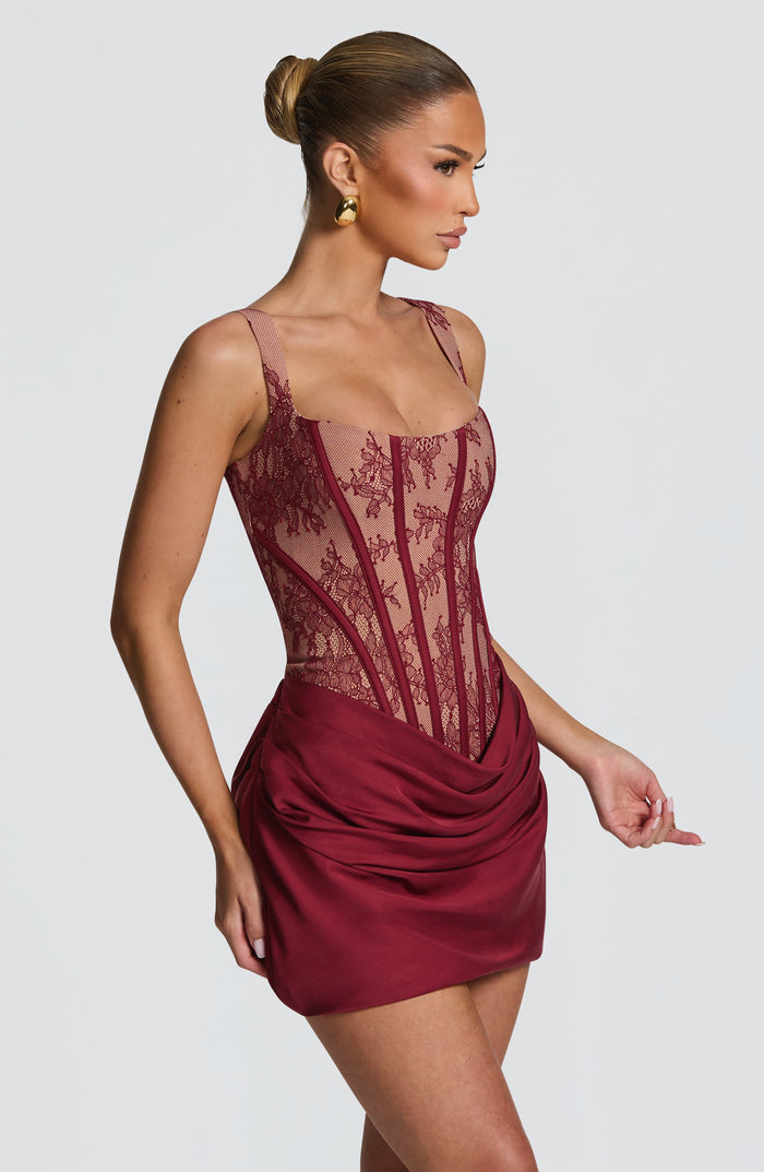 Robe Courte Cornelia - Dentelle Bordeaux