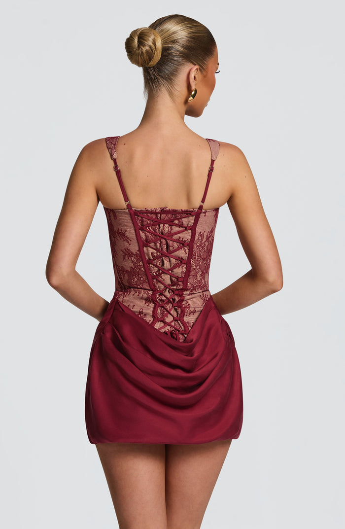 Robe Courte Cornelia - Dentelle Bordeaux